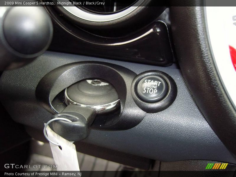 Midnight Black / Black/Grey 2009 Mini Cooper S Hardtop