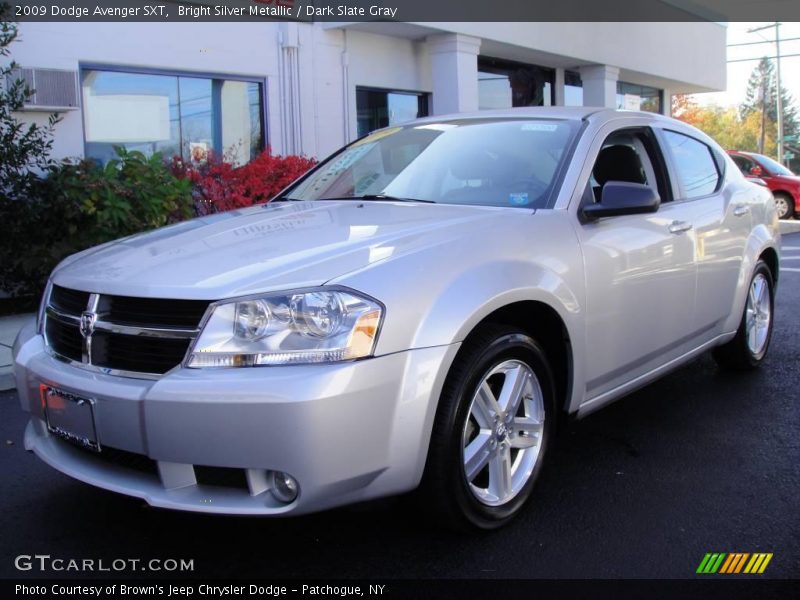 Bright Silver Metallic / Dark Slate Gray 2009 Dodge Avenger SXT