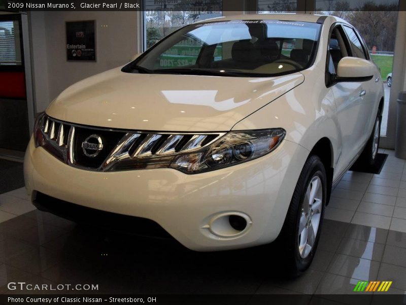 Glacier Pearl / Black 2009 Nissan Murano S