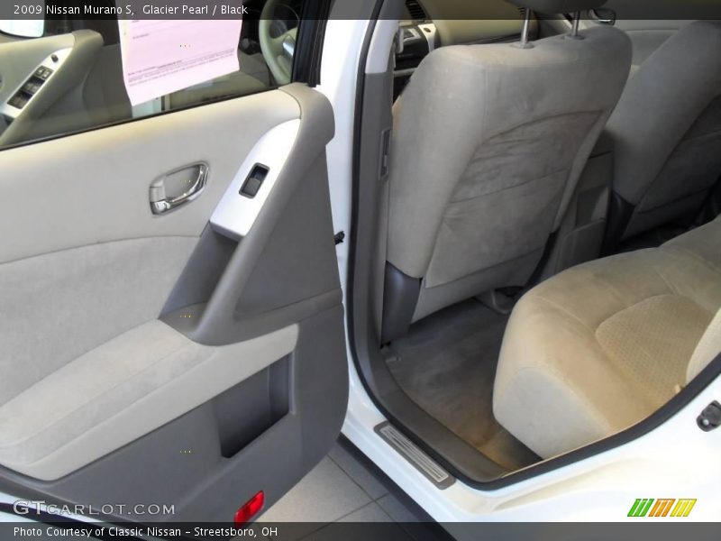 Glacier Pearl / Black 2009 Nissan Murano S