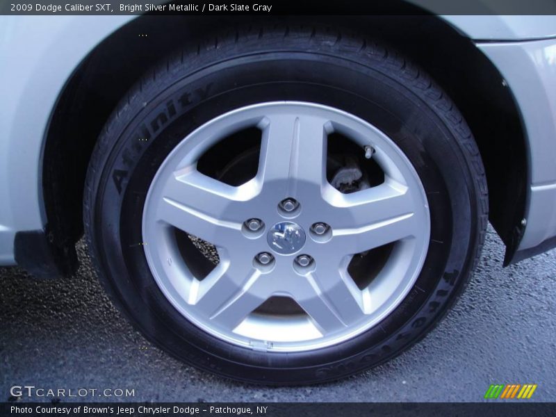 Bright Silver Metallic / Dark Slate Gray 2009 Dodge Caliber SXT