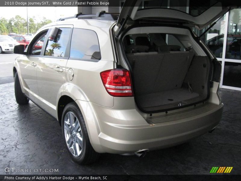 White Gold / Pastel Pebble Beige 2010 Dodge Journey SXT