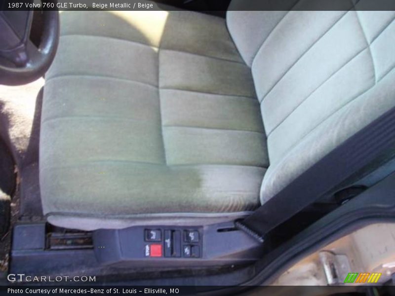 Beige Metallic / Beige 1987 Volvo 760 GLE Turbo