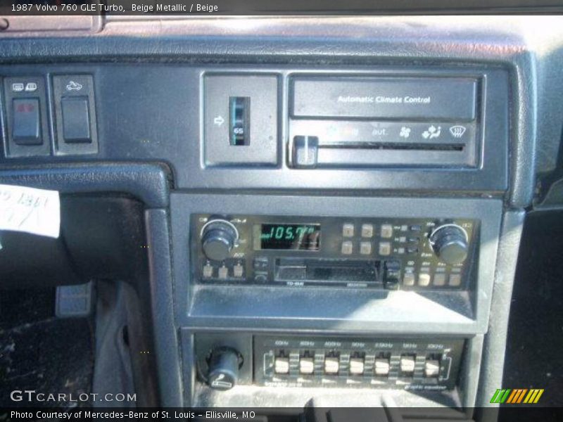 Beige Metallic / Beige 1987 Volvo 760 GLE Turbo