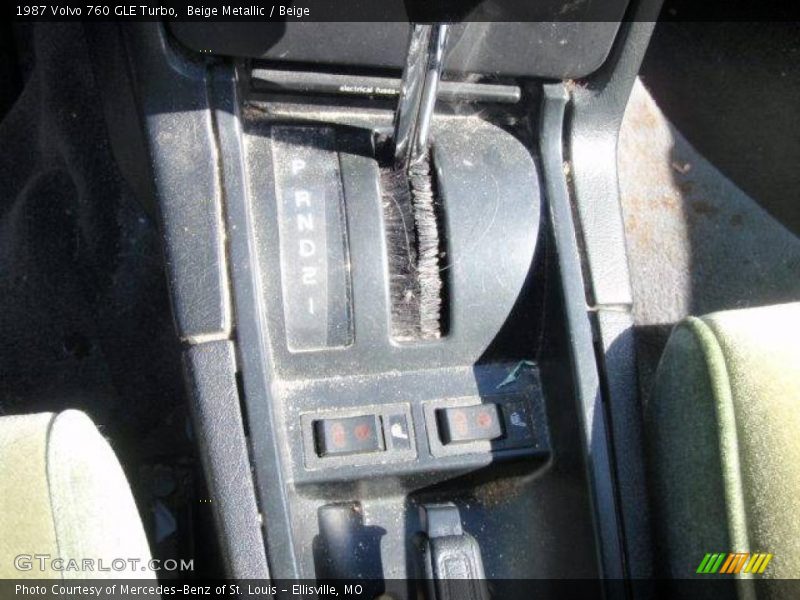 Beige Metallic / Beige 1987 Volvo 760 GLE Turbo