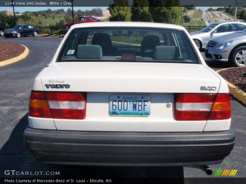 White / Grey 1994 Volvo 940 Sedan