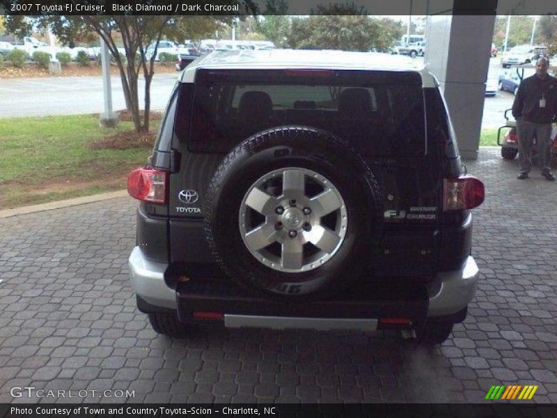 Black Diamond / Dark Charcoal 2007 Toyota FJ Cruiser