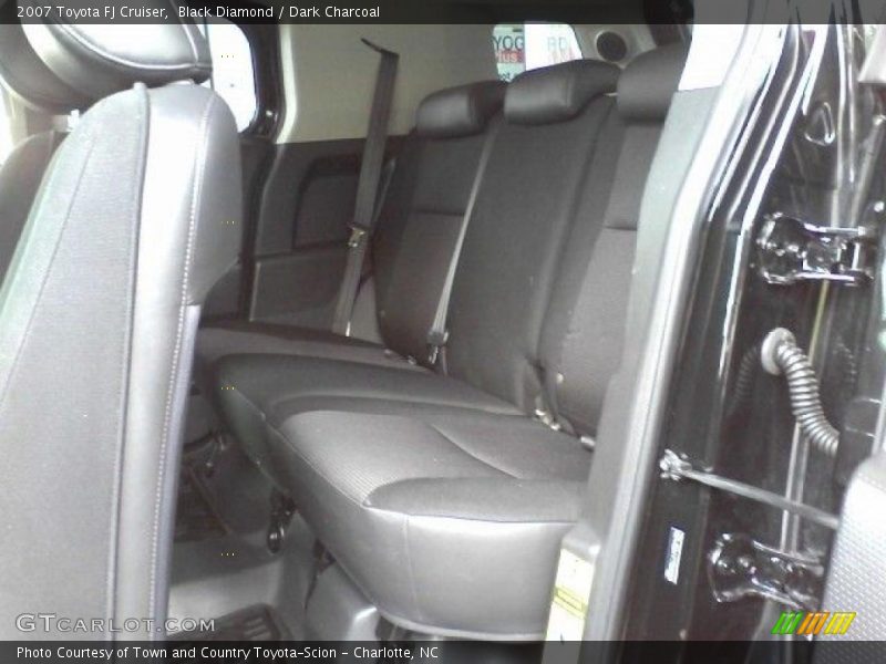 Black Diamond / Dark Charcoal 2007 Toyota FJ Cruiser