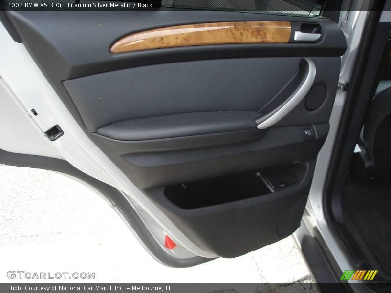 Titanium Silver Metallic / Black 2002 BMW X5 3.0i