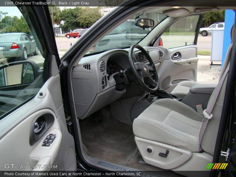 Black / Light Gray 2005 Chevrolet TrailBlazer LS