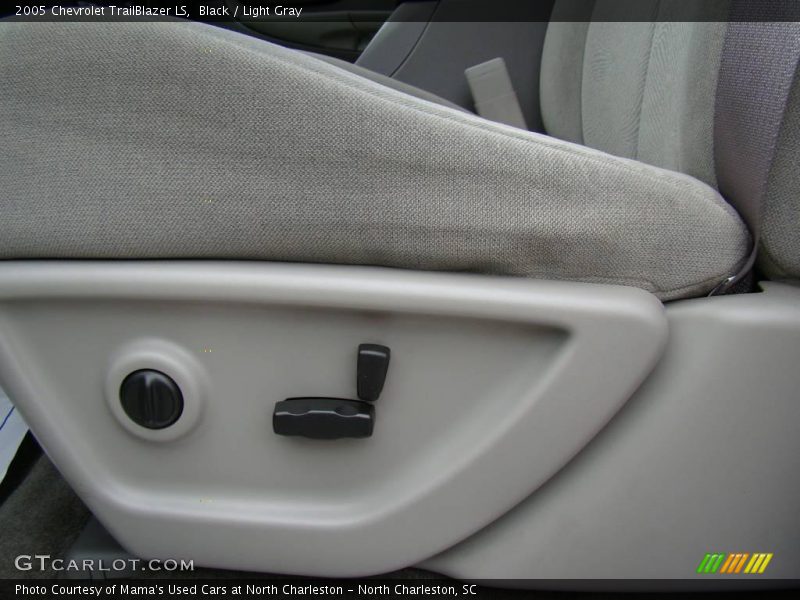 Black / Light Gray 2005 Chevrolet TrailBlazer LS