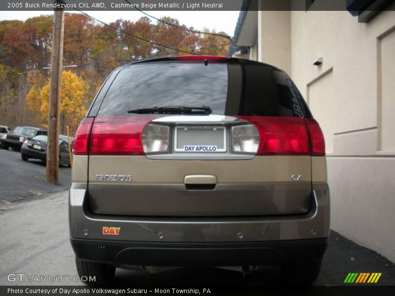 Cashmere Beige Metallic / Light Neutral 2005 Buick Rendezvous CXL AWD
