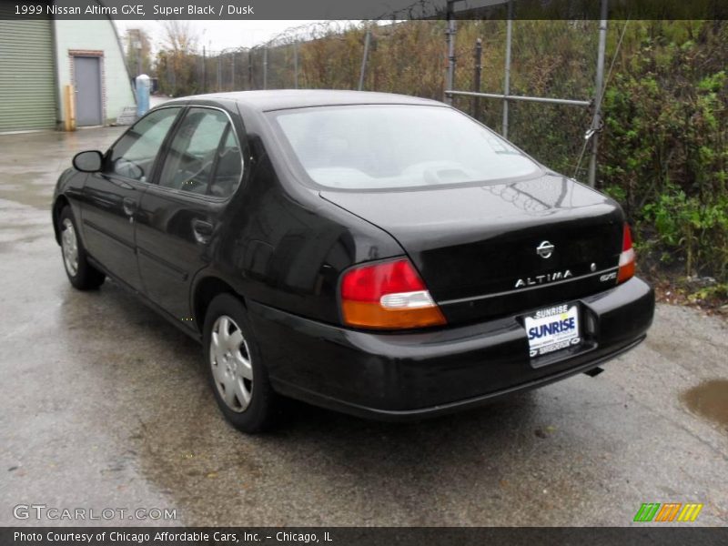 Super Black / Dusk 1999 Nissan Altima GXE