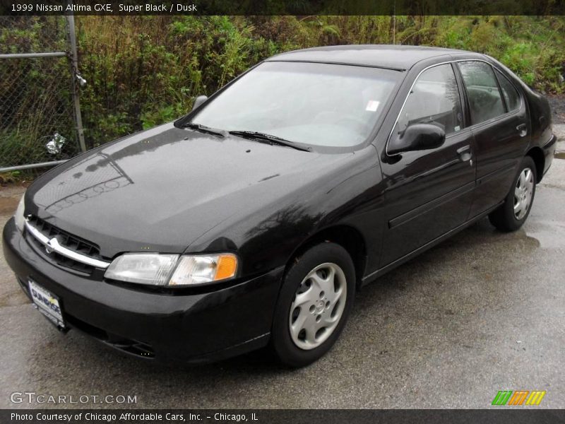 Super Black / Dusk 1999 Nissan Altima GXE