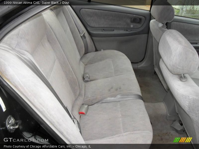 Super Black / Dusk 1999 Nissan Altima GXE
