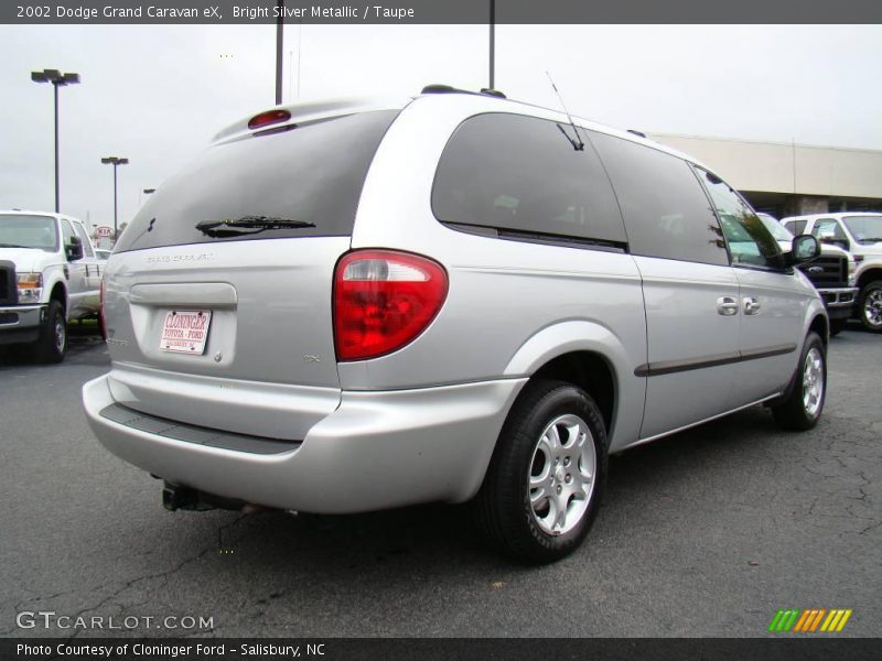Bright Silver Metallic / Taupe 2002 Dodge Grand Caravan eX