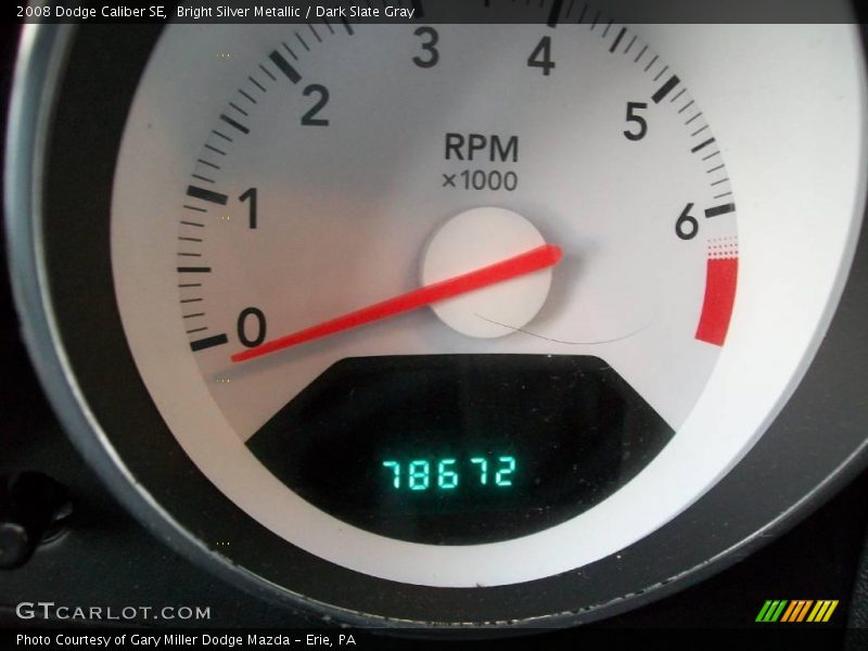Bright Silver Metallic / Dark Slate Gray 2008 Dodge Caliber SE