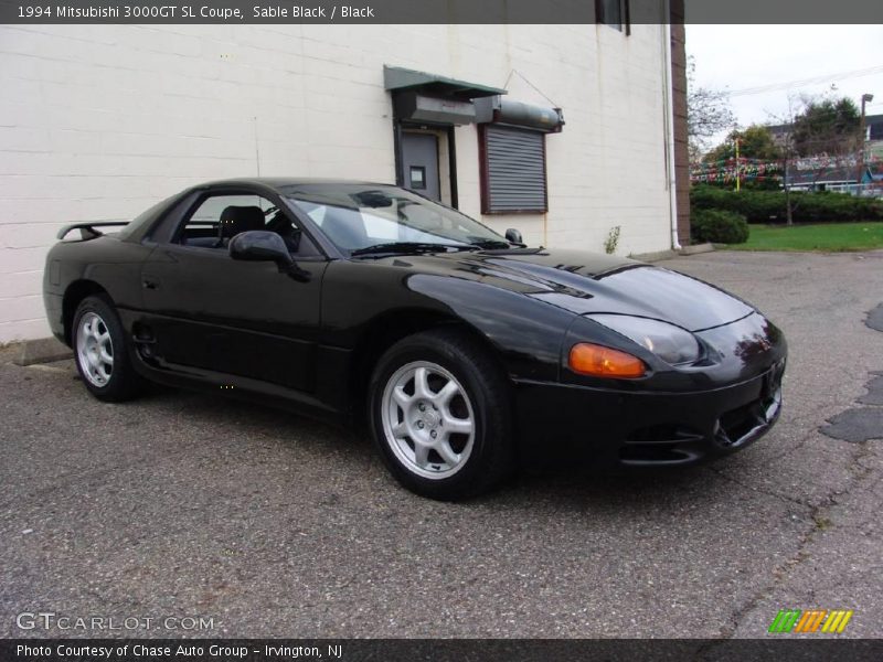 Front 3/4 View of 1994 3000GT SL Coupe