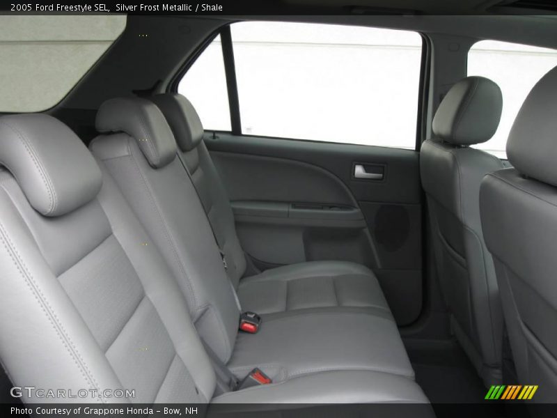 Silver Frost Metallic / Shale 2005 Ford Freestyle SEL