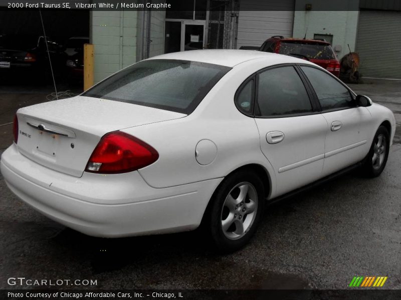 Vibrant White / Medium Graphite 2000 Ford Taurus SE