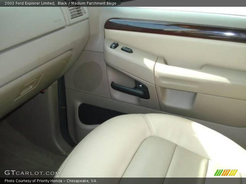 Black / Medium Parchment Beige 2003 Ford Explorer Limited