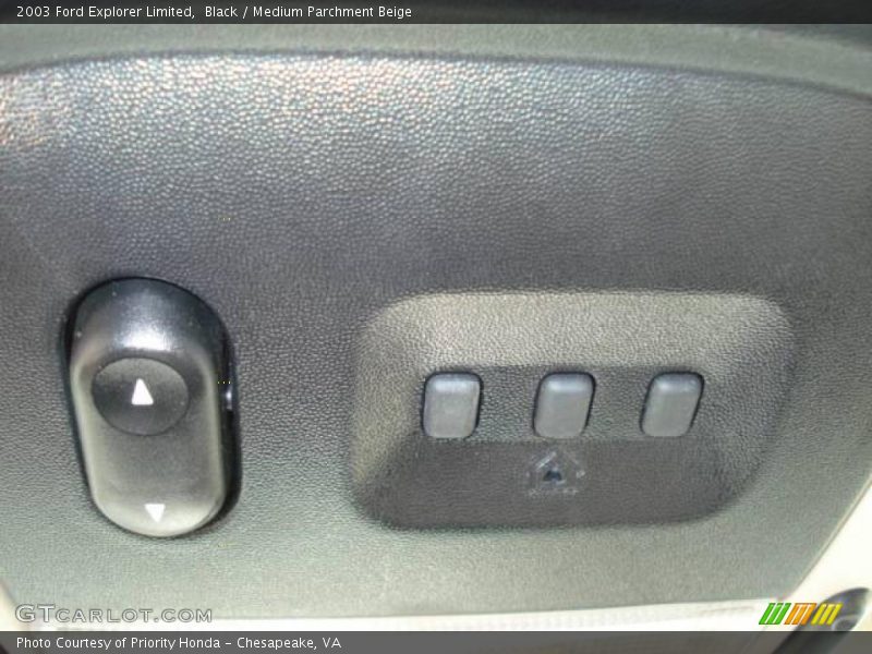 Black / Medium Parchment Beige 2003 Ford Explorer Limited