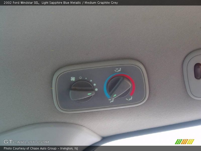 Light Sapphire Blue Metallic / Medium Graphite Grey 2002 Ford Windstar SEL