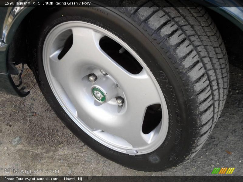 British Racing Green / Ivory 1996 Jaguar XJ XJR