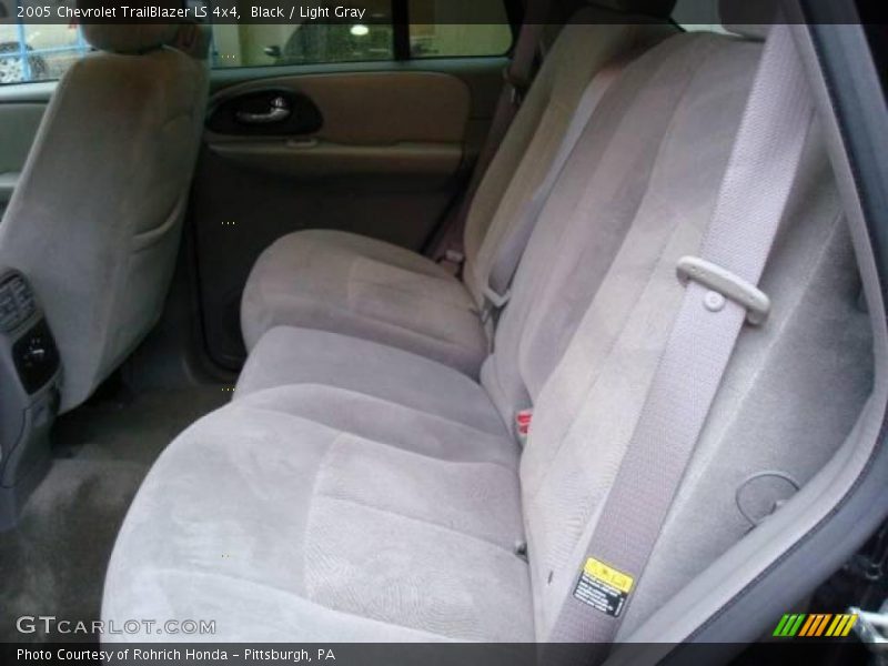 Black / Light Gray 2005 Chevrolet TrailBlazer LS 4x4