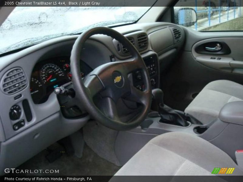 Black / Light Gray 2005 Chevrolet TrailBlazer LS 4x4
