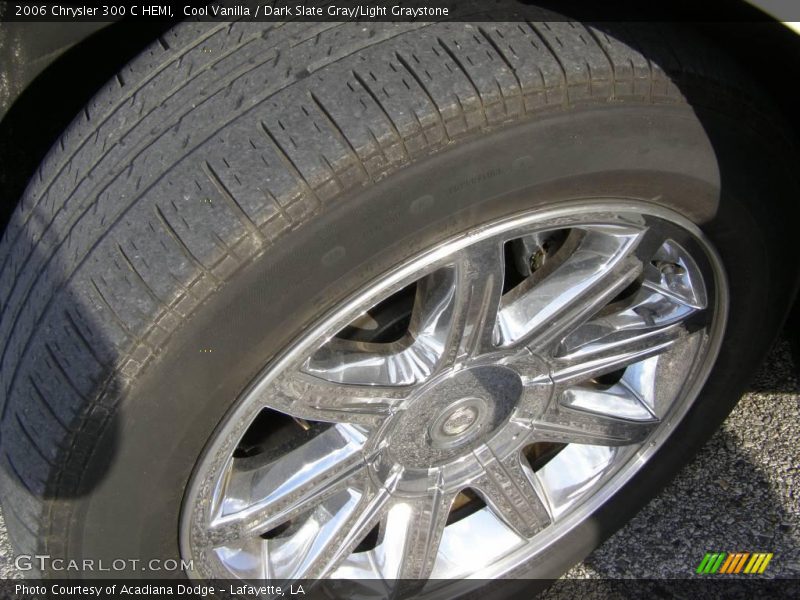 Cool Vanilla / Dark Slate Gray/Light Graystone 2006 Chrysler 300 C HEMI