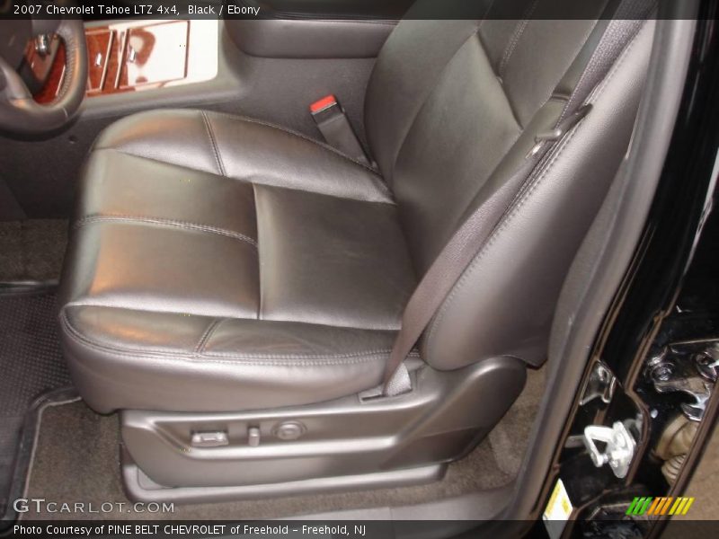 Black / Ebony 2007 Chevrolet Tahoe LTZ 4x4