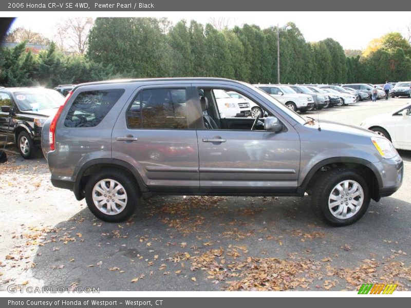 Pewter Pearl / Black 2006 Honda CR-V SE 4WD