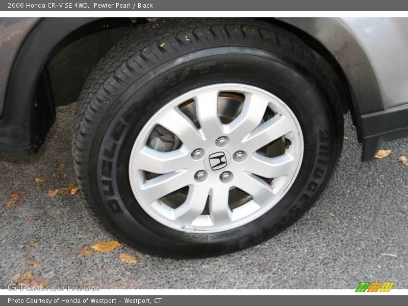 Pewter Pearl / Black 2006 Honda CR-V SE 4WD