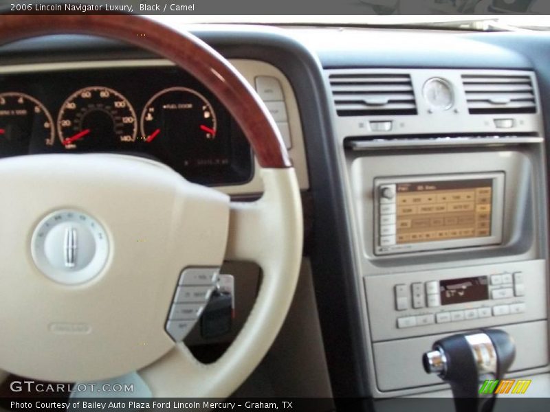 Black / Camel 2006 Lincoln Navigator Luxury