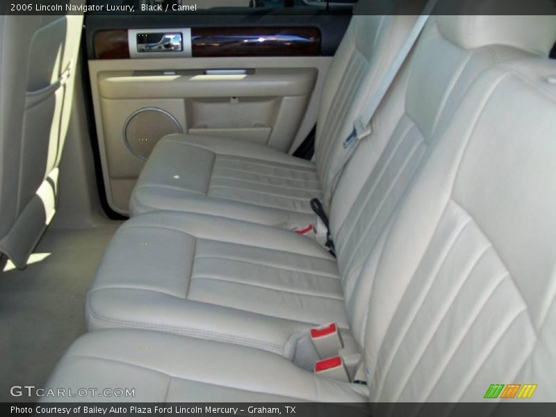 Black / Camel 2006 Lincoln Navigator Luxury