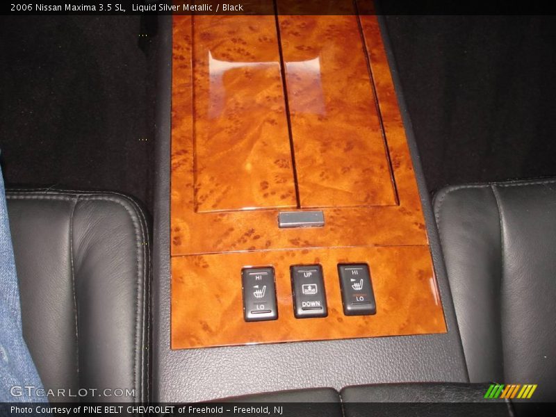 Liquid Silver Metallic / Black 2006 Nissan Maxima 3.5 SL