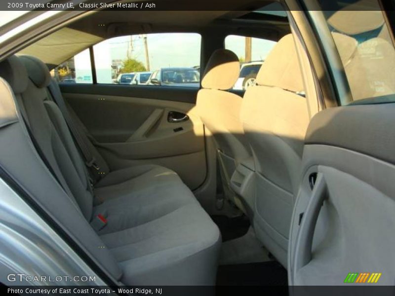Classic Silver Metallic / Ash 2009 Toyota Camry LE