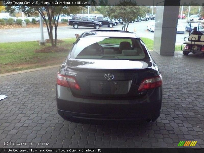 Magnetic Gray Metallic / Bisque 2009 Toyota Camry LE