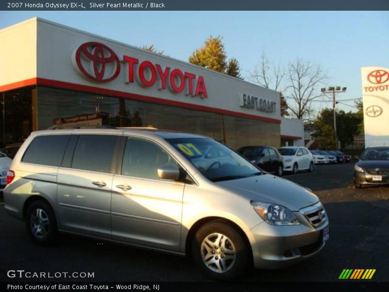 Silver Pearl Metallic / Black 2007 Honda Odyssey EX-L