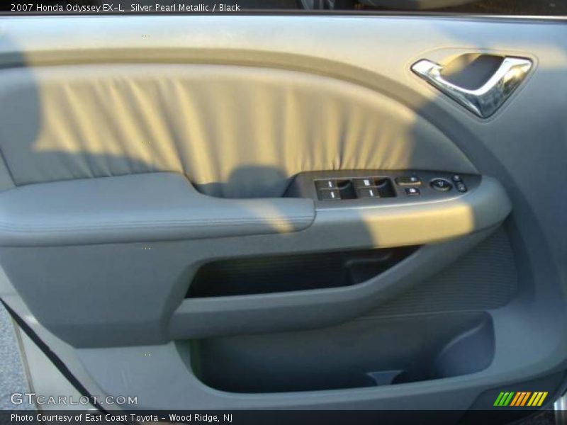 Silver Pearl Metallic / Black 2007 Honda Odyssey EX-L