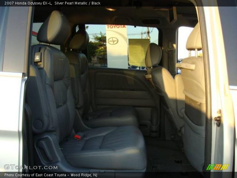 Silver Pearl Metallic / Black 2007 Honda Odyssey EX-L