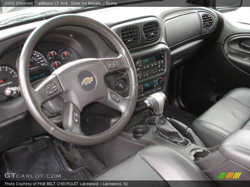 Silver Ice Metallic / Ebony 2009 Chevrolet TrailBlazer LT 4x4