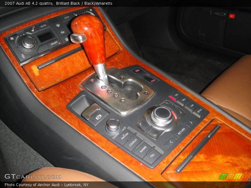 Brilliant Black / Black/Amaretto 2007 Audi A8 4.2 quattro