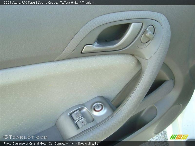 Taffeta White / Titanium 2005 Acura RSX Type S Sports Coupe