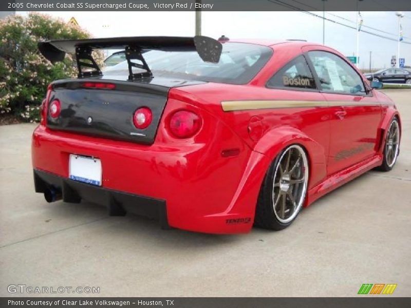 Victory Red / Ebony 2005 Chevrolet Cobalt SS Supercharged Coupe