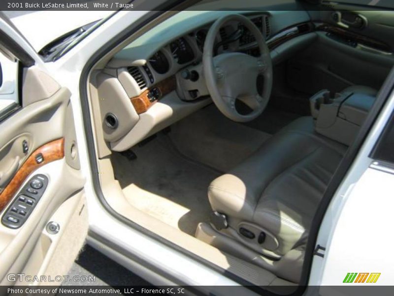 White / Taupe 2001 Buick LeSabre Limited
