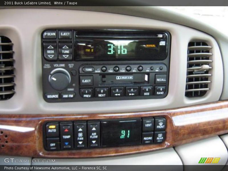 White / Taupe 2001 Buick LeSabre Limited