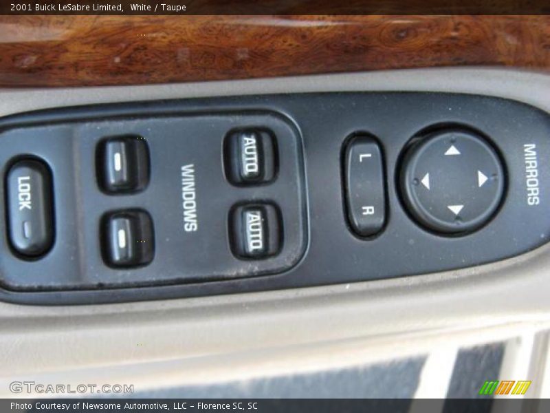 White / Taupe 2001 Buick LeSabre Limited