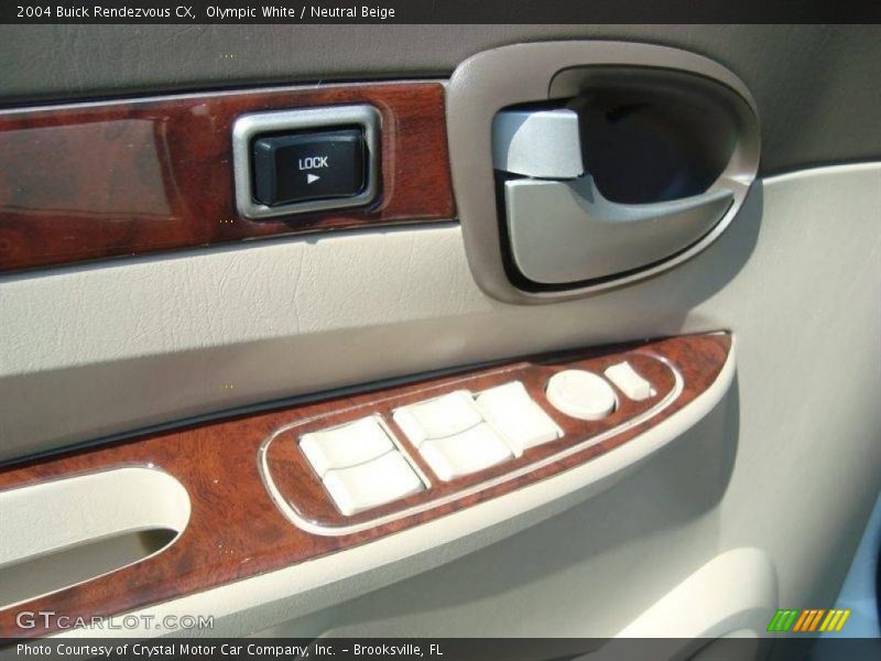 Olympic White / Neutral Beige 2004 Buick Rendezvous CX
